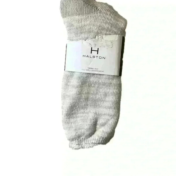 Halston NWT Thermal Heat Fully Cushioned Socks Terry - Picture 1 of 4